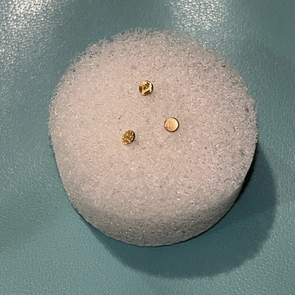 BVLA 18k Gold Discs (3)